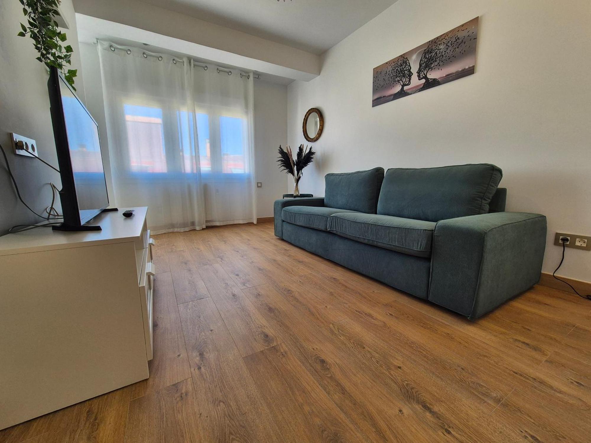 1a142 Moderno De 3 Apartment